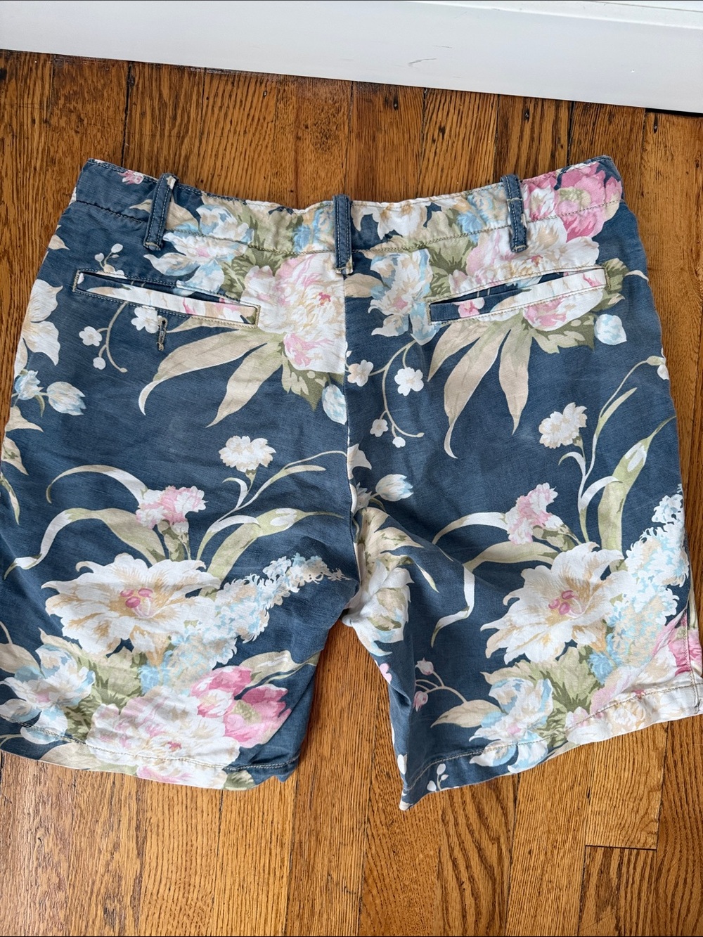 Men's Polo Ralph Lauren Floral Print Navy Shorts - Picture 5 of 7